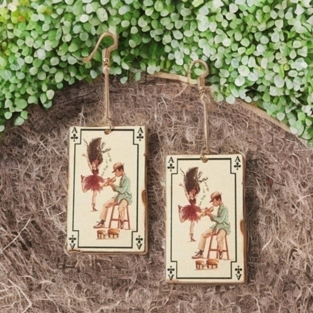 MODCLOTH VINTAGE RETRO ACE PLAYING CARD DROP EARRINGS